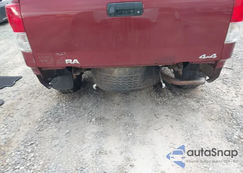 2010 Toyota Tundra Grade 4.6L V8 from USA, damaged, VIN 5TFUM5F13AX007391